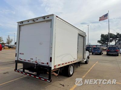 Czwarte zdjęcie samochodu z boku: 2020 CHEV EXPRESS G3500 VIN:1GB3GSCG1L1140297 - miniatura