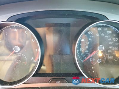 Zdjęcie 9 z 11 samochodu: 2015 VOLKSWAGEN GOLF VIN:3VW217AU0FM005492 - miniatura