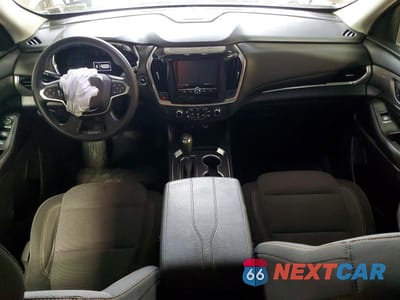 Zdjęcie 8 z 13 samochodu: 2019 CHEVROLET TRAVERSE LS VIN:1GNEVFKW1KJ290975 - miniatura