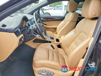 Zdjęcie 7 z 11 samochodu: 2017 PORSCHE MACAN VIN:WP1AA2A54HLB82088 - miniatura