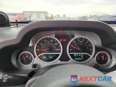 Zdjęcie 9 z 12 samochodu: 2008 JEEP WRANGLER SAHARA VIN:1J8FA54128L589692 - miniatura