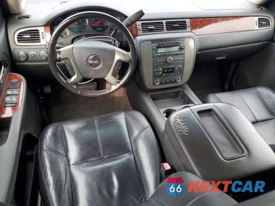 Zdjęcie 8 z 13 samochodu: 2009 GMC YUKON SLT VIN:1GKFK33069R149172 - miniatura