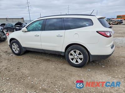 Drugie zdjęcie samochodu z przodu: 2014 CHEVROLET TRAVERSE LT VIN:1GNKRGKD1EJ175633 - miniatura