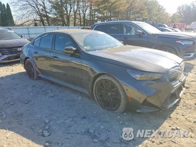 Czwarte zdjęcie samochodu z boku: 2025 BMW M5 VIN:WBS83FK09SCU54266 - miniatura
