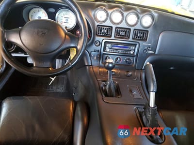 Zdjęcie 8 z 12 samochodu: 2001 DODGE VIPER RT-10 VIN:1B3ER65E11V704913 - miniatura