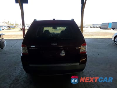 Zdjęcie 6 z 12 samochodu: 2008 FORD TAURUS X SEL VIN:1FMDK05WX8GA43025 - miniatura