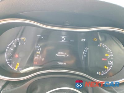 Zdjęcie 9 z 12 samochodu: 2018 JEEP GRAND CHEROKEE LAREDO VIN:1C4RJEAG7JC512822 - miniatura