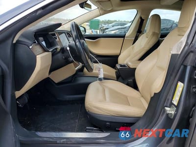 Zdjęcie 7 z 11 samochodu: 2016 TESLA MODEL S VIN:5YJSA1E22GF167834 - miniatura