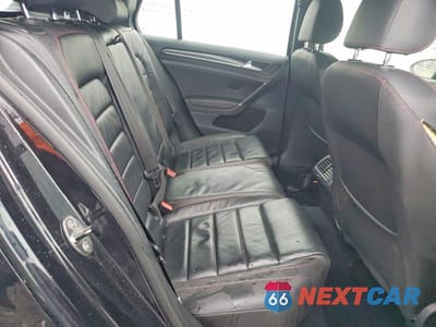 Zdjęcie 10 z 12 samochodu: 2015 VOLKSWAGEN GTI VIN:3VW5T7AU1FM027069 - miniatura