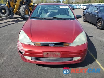 Piąte zdjęcie samochodu w środku: 2004 FORD FOCUS ZX3 VIN:3FAFP31324R121043 - miniatura