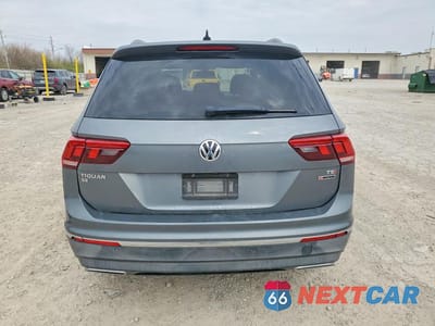 Zdjęcie 6 z 13 samochodu: 2018 VOLKSWAGEN TIGUAN SE, 4MOTION SEL VIN:3VV2B7AX5JM199926 - miniatura