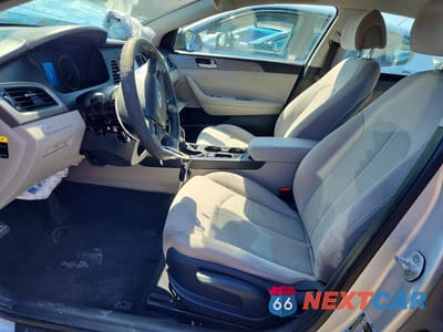 Zdjęcie 7 z 11 samochodu: 2016 HYUNDAI SONATA SE VIN:5NPE24AF1GH279658 - miniatura