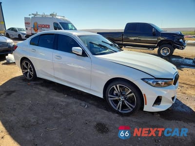 Czwarte zdjęcie samochodu z boku: 2024 BMW 330XI VIN:3MW89FF05R8E04317 - miniatura