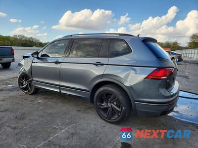 Drugie zdjęcie samochodu z przodu: 2023 VOLKSWAGEN TIGUAN SE R-LINE BLACK VIN:3VVCB7AX3PM038553 - miniatura