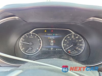 Zdjęcie 9 z 12 samochodu: 2017 NISSAN MAXIMA 3.5 S VIN:1N4AA6AP3HC365952 - miniatura