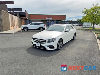Drugie zdjęcie samochodu z przodu: 2017 MERCEDES-BENZ E 300 VIN:WDDZF4JB7HA218901 - miniatura