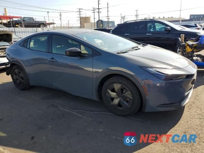 Czwarte zdjęcie samochodu z boku: 2023 TOYOTA PRIUS LE VIN:JTDACAAU6P3000676 - miniatura