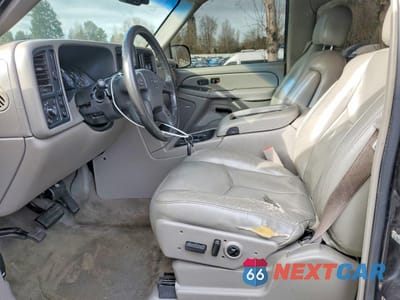 Zdjęcie 7 z 14 samochodu: 2005 GMC NEW SIERRA VIN:2GTEC13T151180142 - miniatura