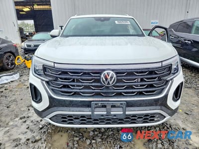 Piąte zdjęcie samochodu w środku: 2024 VOLKSWAGEN ATLAS CROSS SPORT SE VIN:1V2KE2CA1RC263358 - miniatura