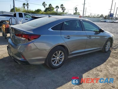 Trzecie zdjęcie samochodu z tyłu: 2019 HYUNDAI SONATA SE VIN:5NPE24AFXKH741224 - miniatura