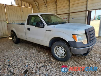 Czwarte zdjęcie samochodu z boku: 2013 FORD F150 VIN:1FTMF1CM7DKD29339 - miniatura