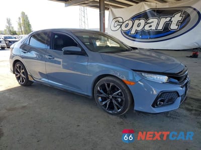 Czwarte zdjęcie samochodu z boku: 2019 HONDA CIVIC SPORT TOURING VIN:SHHFK7H92KU421009 - miniatura