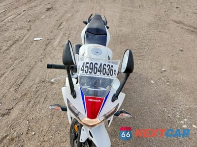 Piąte zdjęcie samochodu w środku: 2013 HONDA CBR250 R VIN:MLHMC410XD5300522 - miniatura