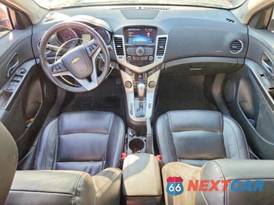 Zdjęcie 8 z 12 samochodu: 2015 CHEV CRUZE VIN:1G1PE5SBXF7230598 - miniatura