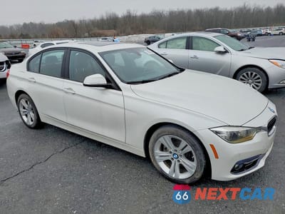 Czwarte zdjęcie samochodu z boku: 2016 BMW 328 XI SULEV VIN:WBA8E3G52GNU01700 - miniatura