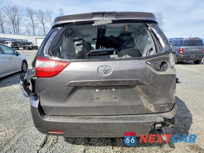 Zdjęcie 6 z 13 samochodu: 2018 TOYOTA SIENNA XLE 8-PASSENGER VIN:5TDYZ3DC0JS941199 - miniatura