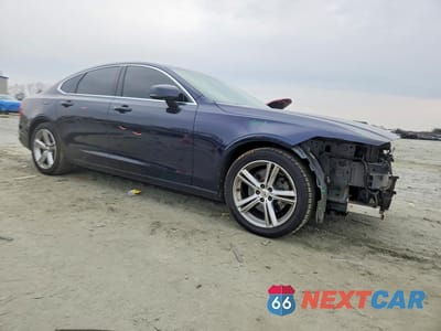 Czwarte zdjęcie samochodu z boku: 2017 VOLVO S90 T5 MOMENTUM VIN:YV1102AK7H1006331 - miniatura