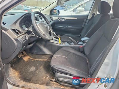 Zdjęcie 7 z 11 samochodu: 2014 NISSAN SENTRA S VIN:3N1AB7AP5EY209981 - miniatura