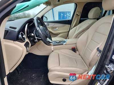 Zdjęcie 7 z 12 samochodu: 2019 MERCEDES-BENZ GLC 300 4MATIC VIN:WDC0G4KB3KV177613 - miniatura