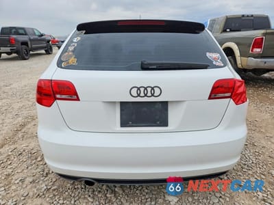 Zdjęcie 6 z 11 samochodu: 2011 AUDI A3 PREMIUM VIN:WAUBJBFM5BA057042 - miniatura