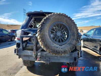 Zdjęcie 6 z 11 samochodu: 2011 TOYOTA 4RUNNER SR5 VIN:JTEBU5JR8B5036303 - miniatura