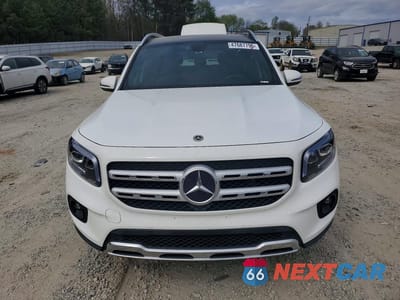 Piąte zdjęcie samochodu w środku: 2021 MERCEDES-BENZ GLB 250 VIN:W1N4M4GBXMW155624 - miniatura