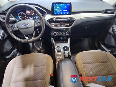 Zdjęcie 8 z 11 samochodu: 2022 FORD ESCAPE SE VIN:1FMCU9G64NUA83265 - miniatura