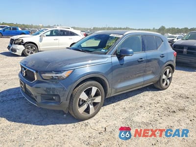 2021 VOLVO XC40 T5 MOMENTUM YV4162UK7M2483892 - główne zdjęcie licytacji z USA - miniatura