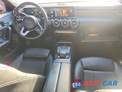 Zdjęcie 8 z 11 samochodu: 2021 MERCEDES-BENZ CLA 250 VIN:W1K5J4GB6MN191875 - miniatura