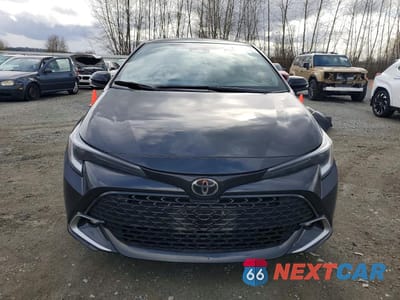 Piąte zdjęcie samochodu w środku: 2025 TOYOTA COROLLA HATCHBACK XSE VIN:JTNC4MBE0S3234928 - miniatura