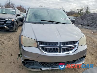 Piąte zdjęcie samochodu w środku: 2013 DODGE GRAND CARAVAN SE VIN:2C4RDGBG7DR710068 - miniatura
