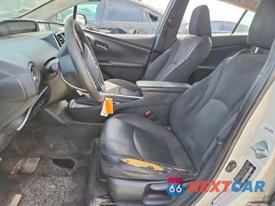 Zdjęcie 7 z 12 samochodu: 2018 TOYOTA PRIUS TWO VIN:JTDKBRFU5J3076329 - miniatura