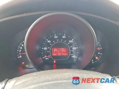 Zdjęcie 9 z 12 samochodu: 2017 KIA SOUL + VIN:KNDJP3A51H7434944 - miniatura