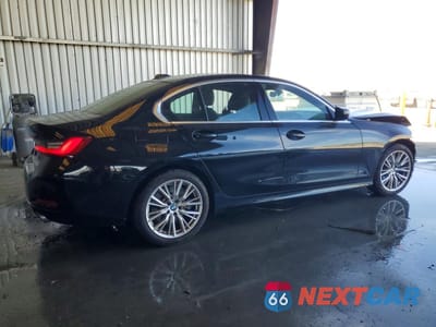 Trzecie zdjęcie samochodu z tyłu: 2024 BMW 330I VIN:3MW69FF03R8E14738 - miniatura