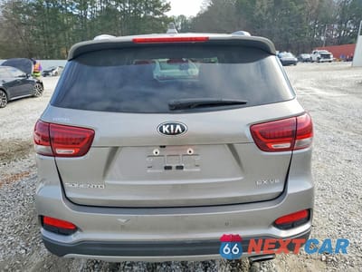 Zdjęcie 6 z 12 samochodu: 2019 KIA SORENTO EX V6 VIN:5XYPH4A56KG538207 - miniatura