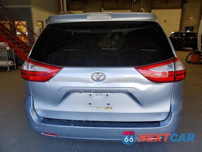 Zdjęcie 6 z 13 samochodu: 2019 TOYOTA SIENNA LE 8-PASSENGER VIN:5TDKZ3DC6KS983898 - miniatura