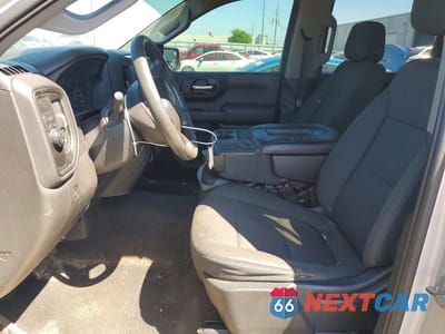 Zdjęcie 7 z 11 samochodu: 2020 CHEVROLET SILVERADO C1500 CUSTOM VIN:3GCPWBEH1LG238219 - miniatura