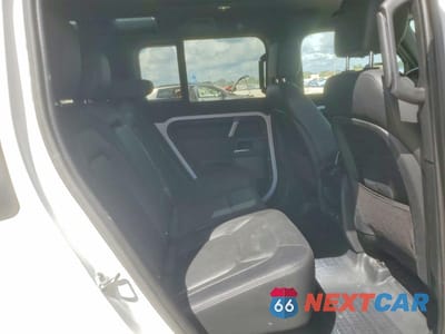 Zdjęcie 11 z 13 samochodu: 2023 LAND ROVER DEFENDER 110 X-DYNAMIC SE VIN:SALE27EU9P2121055 - miniatura