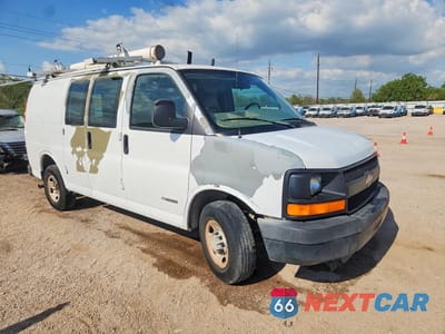 Czwarte zdjęcie samochodu z boku: 2006 CHEVROLET EXPRESS 2500 UTILITY / SERVICE VAN VIN:1GCGG25V461181486 - miniatura
