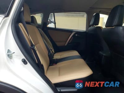 Zdjęcie 11 z 14 samochodu: 2016 TOYOTA RAV4 HYBRID LIMITED VIN:JTMDJREV4GD022299 - miniatura